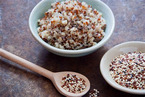  Quinoa – En Spannande Superhårda Grönsak för Matindustrin och Hälsa!